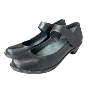 Dansko Classic Black Strap Heels